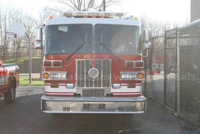 2002 Sutphen Fire Truck