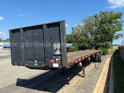 2003 Clark T/A Flatbed Trailer