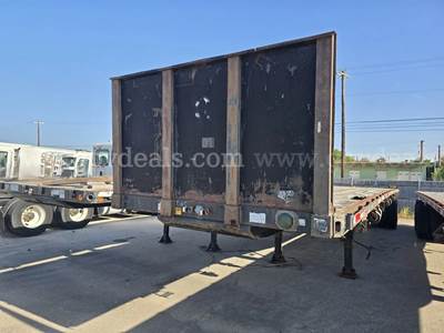 1998 Fruehauf T/A Flatbed Trailer