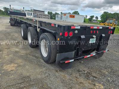 1999 Kalyn Siebert Extendable 70FT Flatbed Trailer