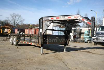 2015 PJ 20ft Gooseneck Trailer