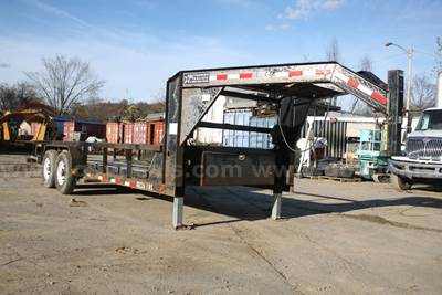 2015 PJ 20ft Gooseneck Trailer