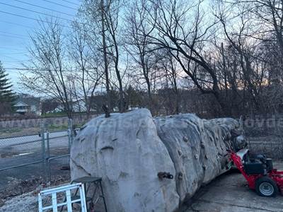 ROCK CLIMBING WALL AND TRAILER