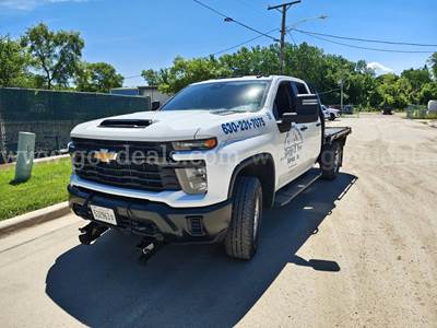 2024 Chevrolet Silverado 3500HD Quad Cab 4WD Flat Bed