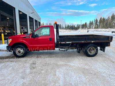 2012 Ford F-350 SD Flatbed Truck