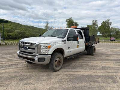 2016 Ford F-350 SD 4x4 Crew Cab Flatbed Dually