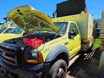 2006 Ford F-450 SD Super Duty Rack Stake body