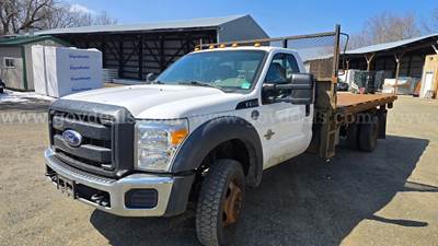 2016 Ford F-550 SD 4x4 Flatbed Dually