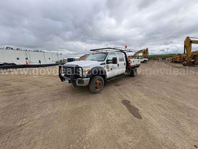 2015 Ford F-550 SD 4x4 Crew Cab Flatbed Dually