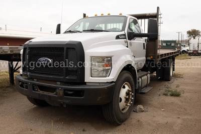 2016 Ford F-750 SD S/A  Flatbed Dually -Inoperable