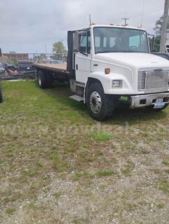 1998 FREIGHTLINER 24 FLATBED TRUCK