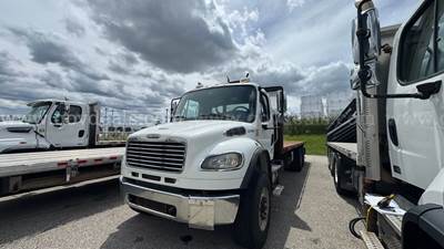 2013 Freightliner M2 106 T/A Flatbed