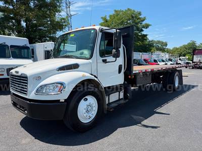 2015 FREIGHTLINER M2, NON-CDL 24 FLATBED