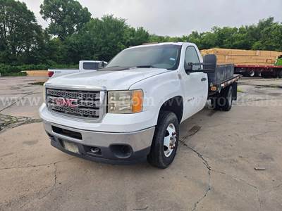 2014 GMC Sierra 3500 HD 4x4 Flatbed Dually
