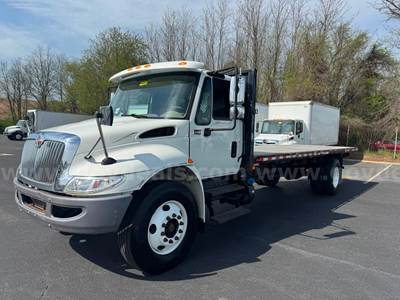 2017 INTERNATIONAL 4300 FLATBED W/CUMMINS ENGINE