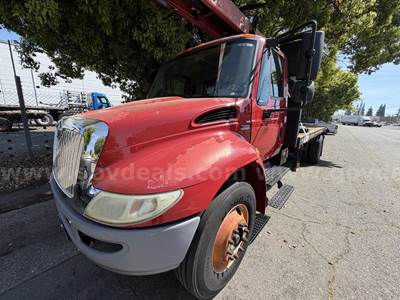 Cleasby FBR-6-31 Roofing Conveyor on 2012 International DuraStar 4300M7 SBA 4x2 T/A Flatbed Truck