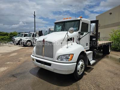2020 Kenworth T370 S/A Flatbed Truck