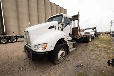 2017 Kenworth T440 T/A Flatbed Truck -Inoperable