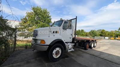2005 Sterling LT9513 Tri/A Flatbed