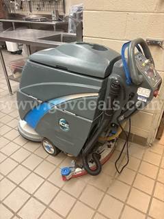 ICE Floor Machines (Lot of 8 machines)