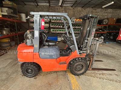 2006 Toyota CNG Forklift