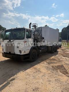2006 Autocar WXR Expeditor Side Loader