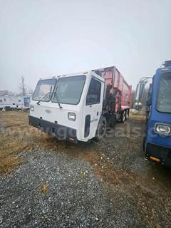 2009 Crane Carrier Co. Low Entry  ***NO RESERVE***