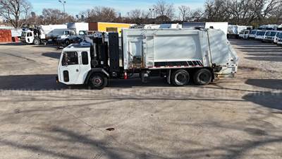 2015 CCC CNG Heil 25 yard rear loader