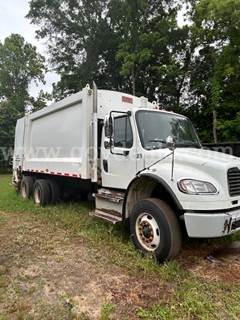 2014 Freightliner M2 106
