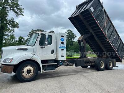 2013 Freightliner M2 112