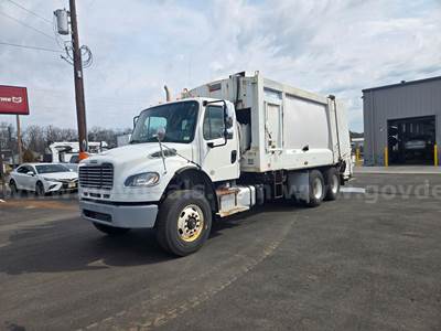2020 freightliner m2 rear loader heil trash truck