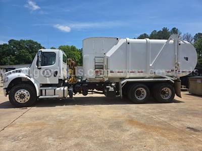 2020 Freightliner M2
