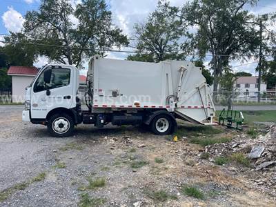 2019 Hino 195 Garbage Truck