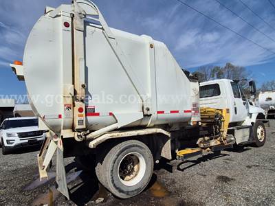2017 International 7400 Heil Side Load Refuse Truck
