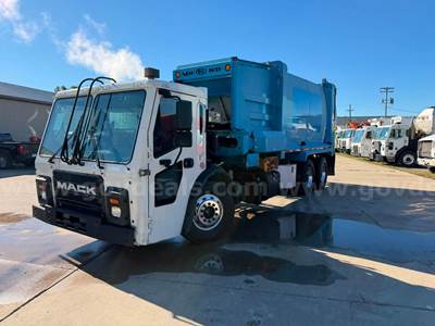 2018 Mack LR613 Dual Steer Garbage Truck