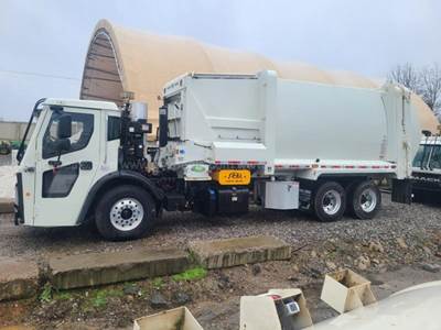 2022 Mack LR Garbage Truck