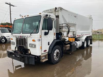 2017 Peterbilt 320 T/A Garbage Truck
