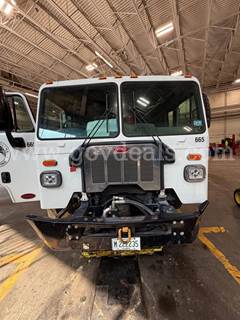 2019 Peterbilt 520