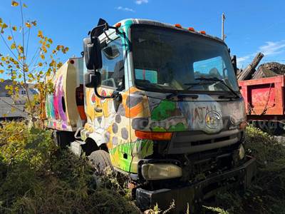 2012 UD UD3300 Cab Over Refuse Truck