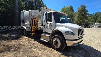 2020 Freightliner M2 106 Labrie Automated Side Loader Garbage Truck