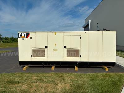CAT C15 500kw Generator with External Fuel Tank and Transfer Switch