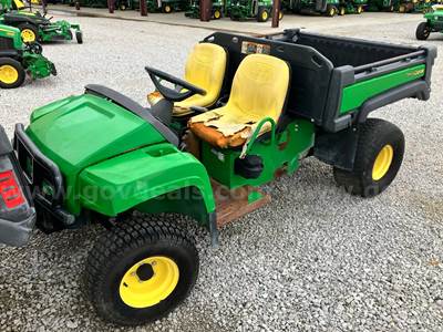 John Deere TX Turf Gator