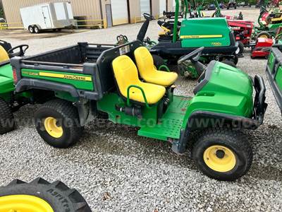 John Deere TX Turf Gator