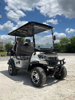 NEW 2026 LUXURY ELECTRIC GOLF CART, 4 PASSENGER