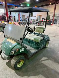 Gas Powered Yamaha golf cart