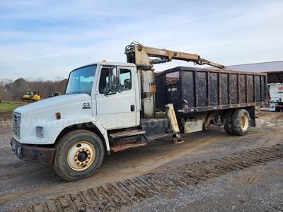 2004 Freightliner FL70 Grapple Truck