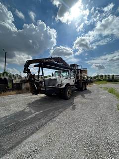 White 2008 International 7400BA with Barko Loader Truck