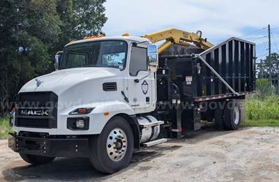 2025 Mack MD Grapple Truck