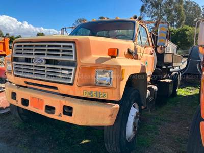 1989 Ford F-800 Hot Oil / Asphalt Distributor Truck