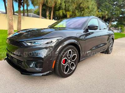 $$$ 2022 ford mustang mach-e Gt
